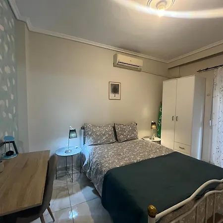 Istos 4 Apartment