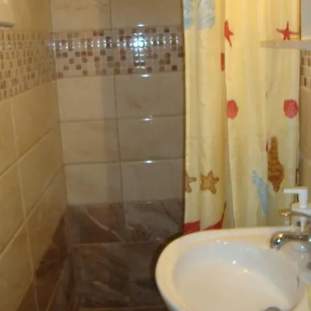 Istos 4 Apartment