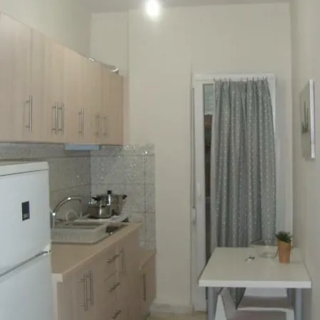 Apartment Istos 4 *